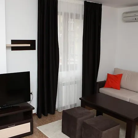 Central Aparthotel 2*