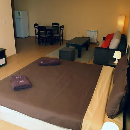 Aparthotel Central 2*